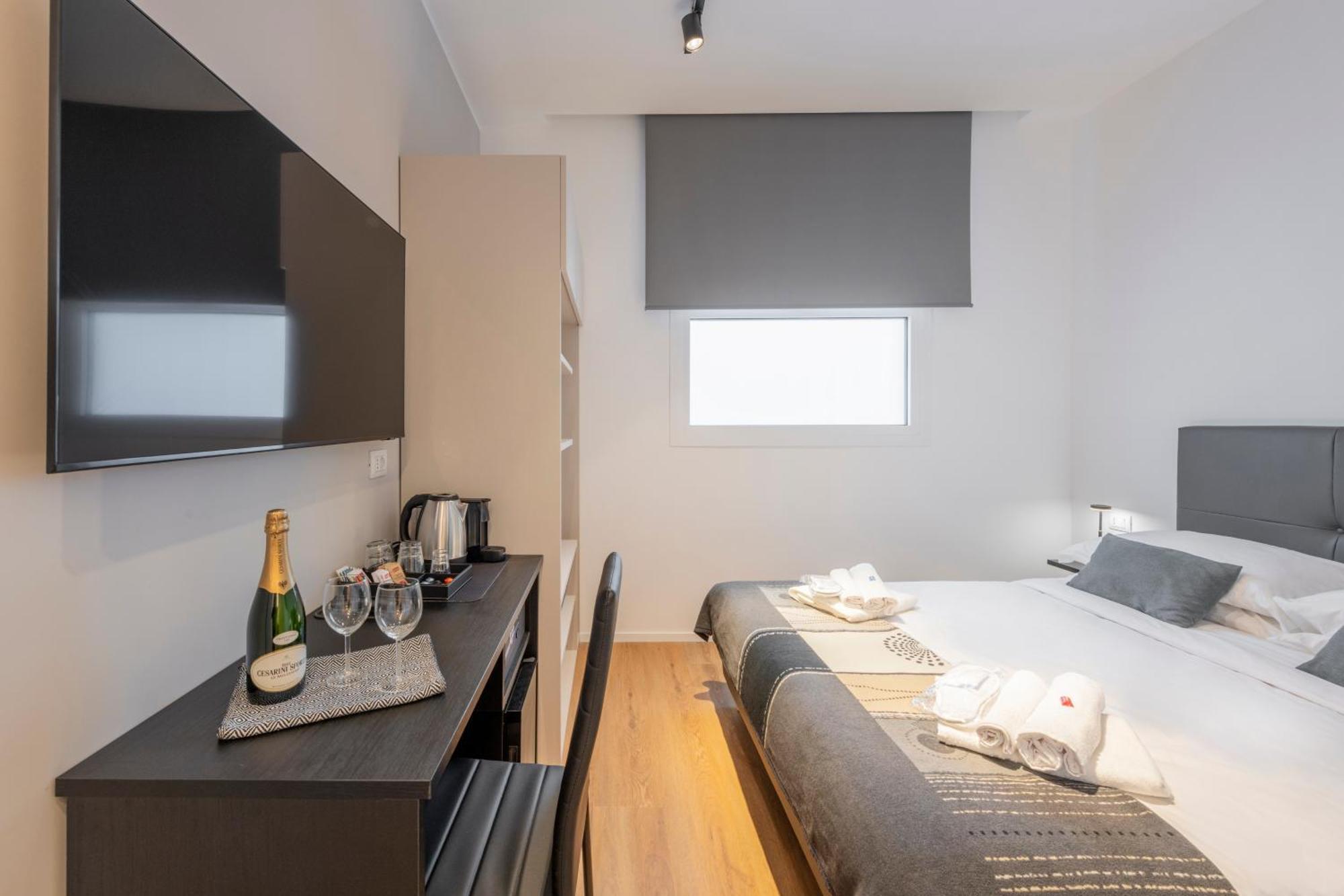 Casa de hóspedes Bnbutler - Inbrera - Giulianova, 1 *